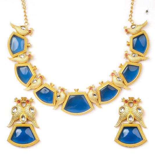 Morni Necklace and Earrings Set